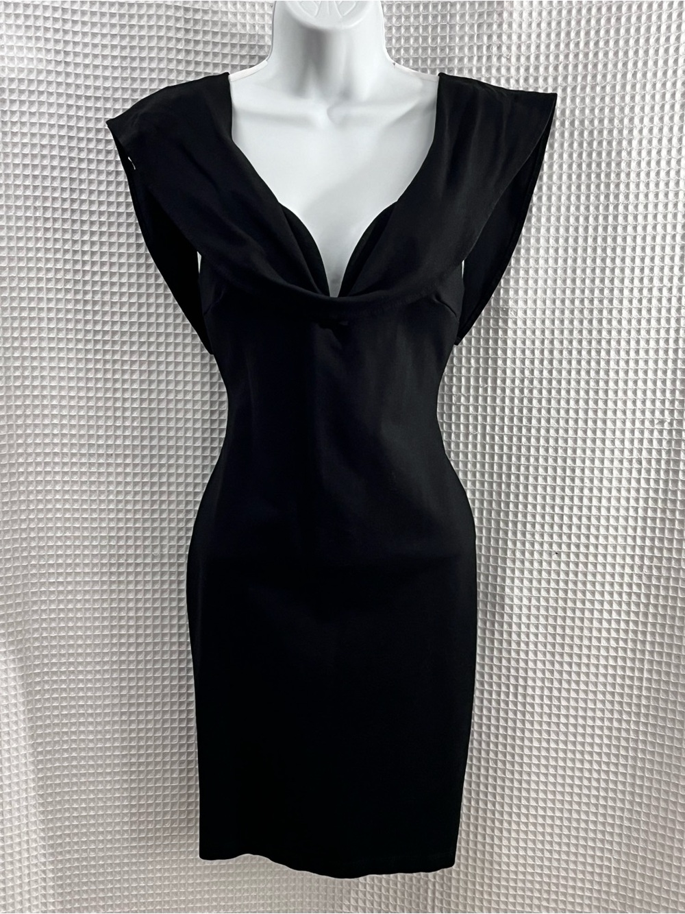 Cefian ladies Black Cowl Neck Midi Dress size large